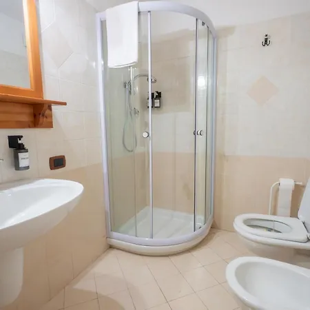 Filohostel L'albergo Glocale 3* SantʼAgata deʼ Goti
