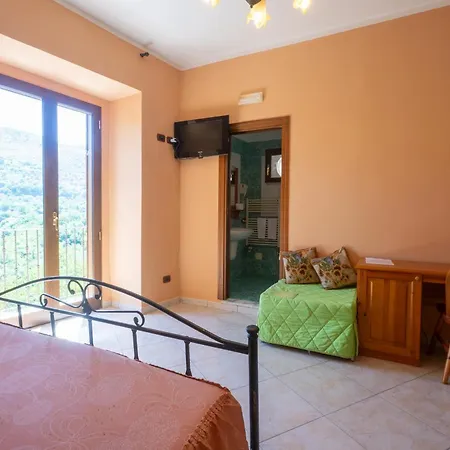 Filohostel L'albergo Glocale 3* SantʼAgata deʼ Goti