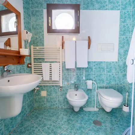 Filohostel L'albergo Glocale Gasthof