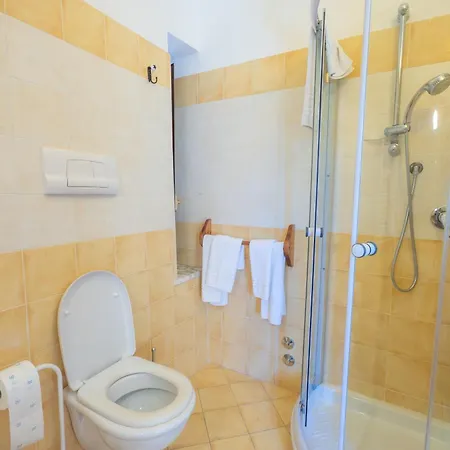 Affittacamere Filohostel L'albergo Glocale SantʼAgata deʼ Goti