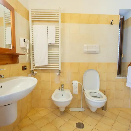 Filohostel L'albergo Glocale Affittacamere SantʼAgata deʼ Goti