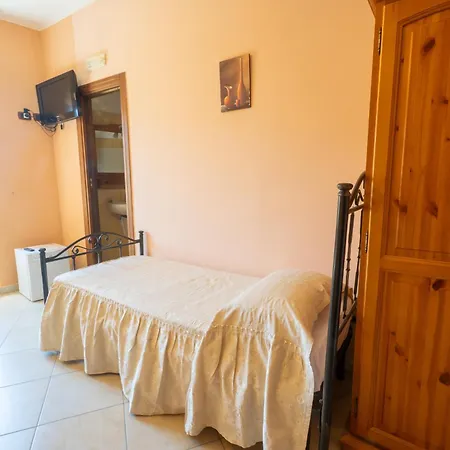 Filohostel L'albergo Glocale 3* SantʼAgata deʼ Goti