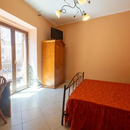 Filohostel L'albergo Glocale 3* SantʼAgata deʼ Goti