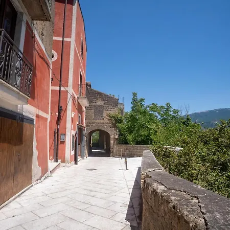 Filohostel L'albergo Glocale Konukevi